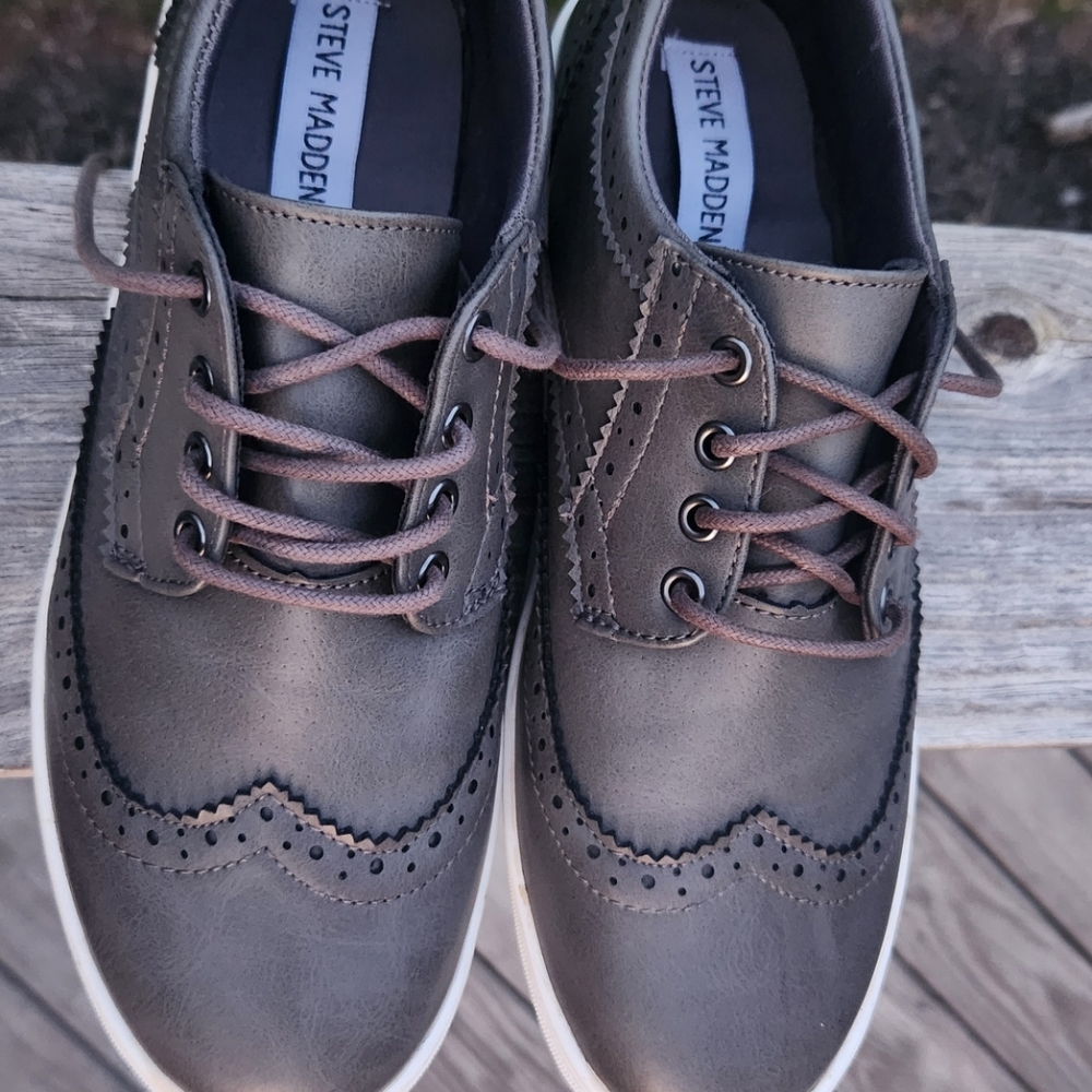 Steve Madden Gray Oxford Dress Shoes - Picture 3 of 4